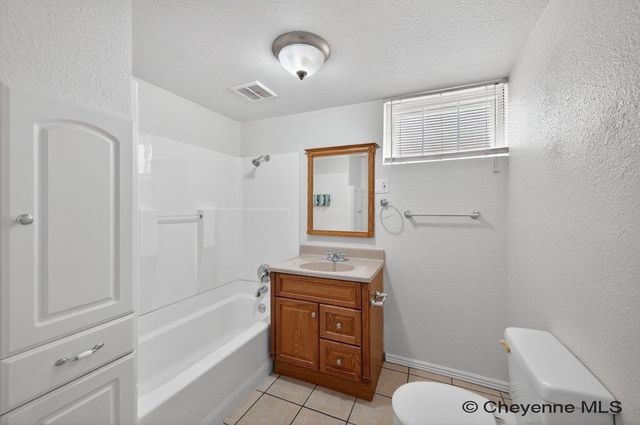 2615 EVANS AVE, Cheyenne, WY 82001