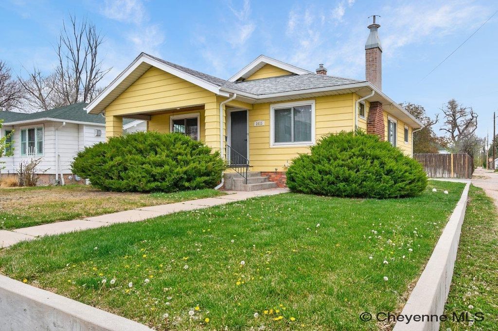 2615 EVANS AVE, Cheyenne, WY 82001
