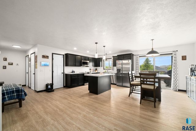 2026 ACE Ave Avenue, Brookings, SD 57006