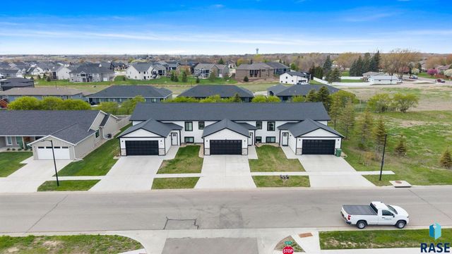 2026 ACE Ave Avenue, Brookings, SD 57006