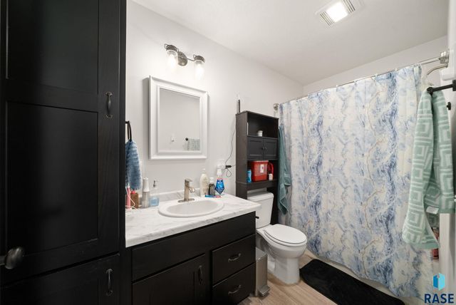 2026 ACE Ave Avenue, Brookings, SD 57006