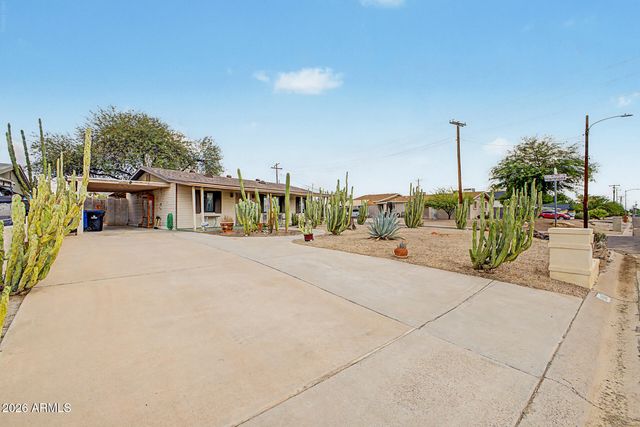 8103 N 11TH Street, Phoenix, AZ 85020
