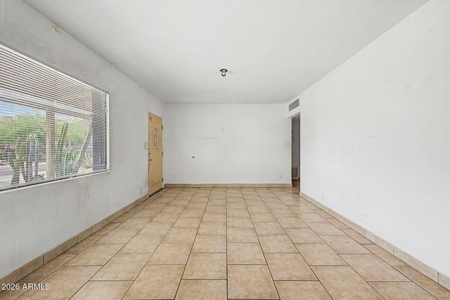8103 N 11TH Street, Phoenix, AZ 85020