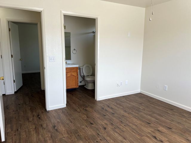 1401 Colleen Court, Tulare, CA 93274