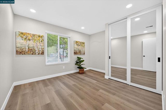 20 Fairway Ct, Pittsburg, CA 94565