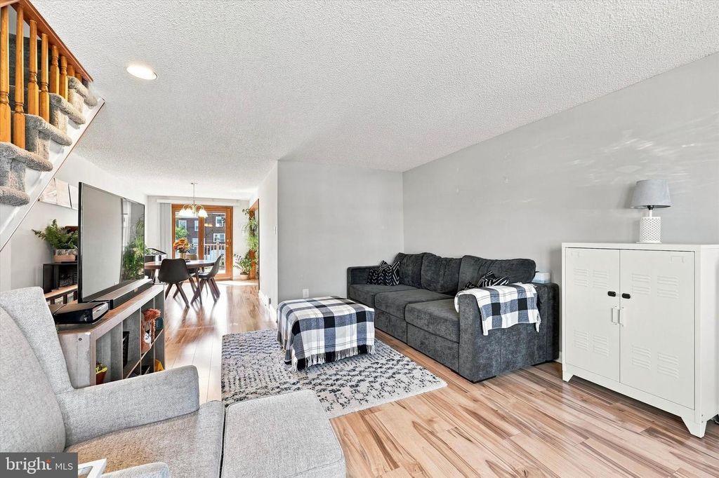 5127 GRAMERCY DR, CLIFTON HEIGHTS, PA 19018 — photo 3
