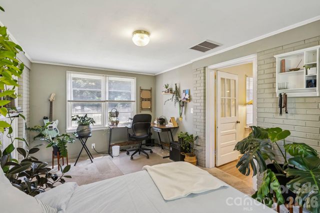 5508 Crestland Avenue, Charlotte, NC 28269