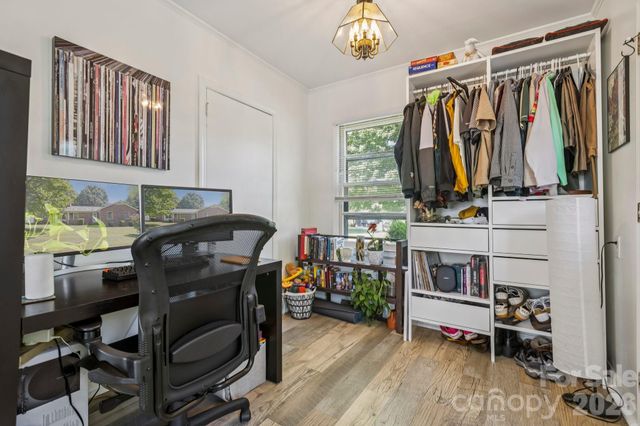 5508 Crestland Avenue, Charlotte, NC 28269