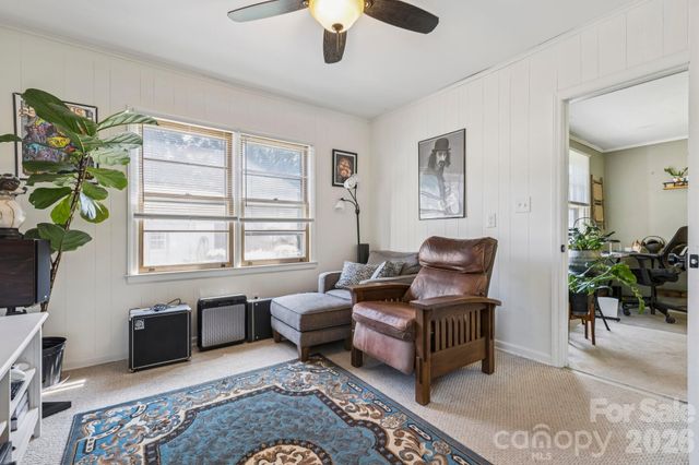 5508 Crestland Avenue, Charlotte, NC 28269