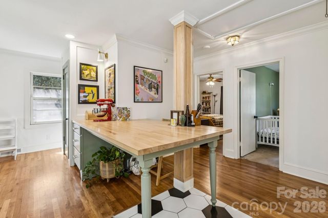 5508 Crestland Avenue, Charlotte, NC 28269