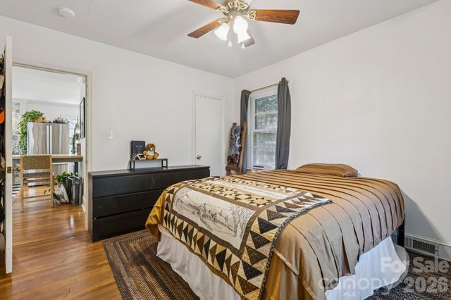 5508 Crestland Avenue, Charlotte, NC 28269