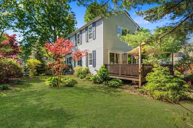 1814 Main St, Concord, MA 01742