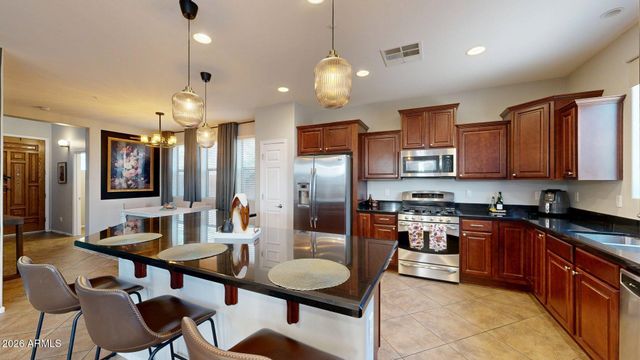 3272 E MEADOWVIEW Drive, Gilbert, AZ 85298