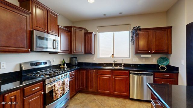 3272 E MEADOWVIEW Drive, Gilbert, AZ 85298