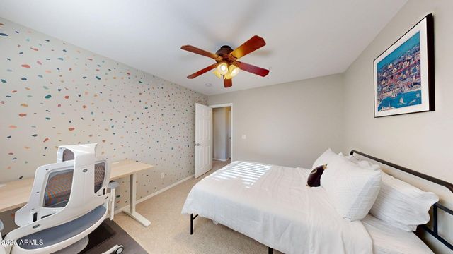 3272 E MEADOWVIEW Drive, Gilbert, AZ 85298