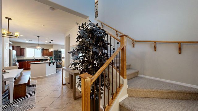 3272 E MEADOWVIEW Drive, Gilbert, AZ 85298