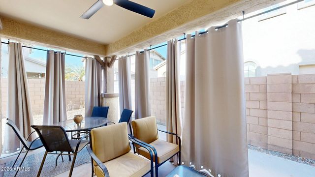 3272 E MEADOWVIEW Drive, Gilbert, AZ 85298
