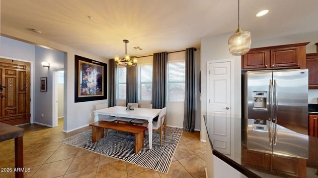 3272 E MEADOWVIEW Drive, Gilbert, AZ 85298