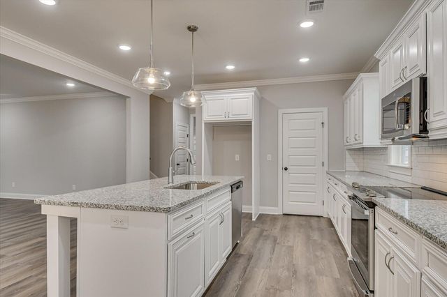 923 Walker Pt Drive, Grovetown, GA 30813