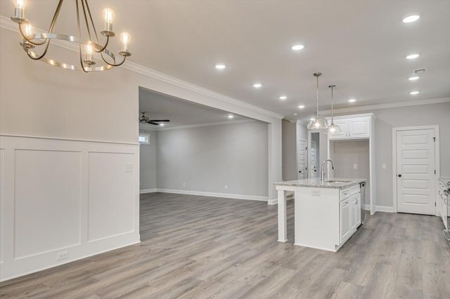 923 Walker Pt Drive, Grovetown, GA 30813