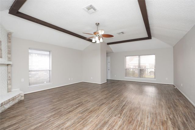 6527 Briar Glade Drive, Houston, TX 77072