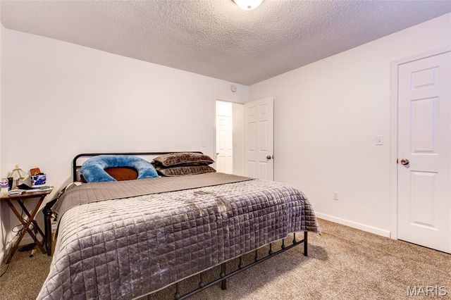 1001 College Avenue, Alton, IL 62002