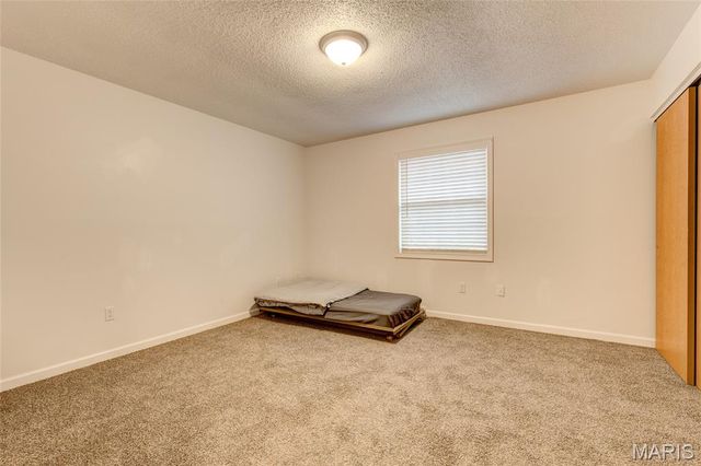 1001 College Avenue, Alton, IL 62002