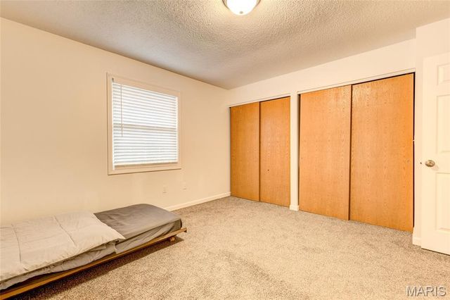 1001 College Avenue, Alton, IL 62002