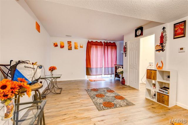 1001 College Avenue, Alton, IL 62002