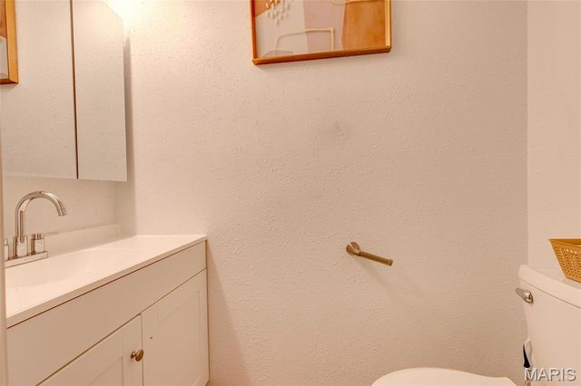 1001 College Avenue, Alton, IL 62002