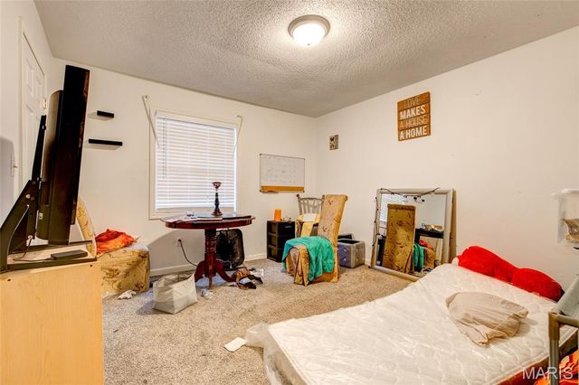 1001 College Avenue, Alton, IL 62002