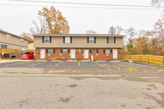 1001 College Avenue, Alton, IL 62002