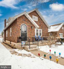 2054 CLEVELAND AVE, Reading, PA 19609