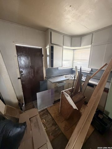 2410 Lee Hall, San Antonio, TX 78201