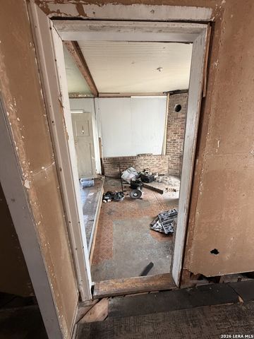 2410 Lee Hall, San Antonio, TX 78201