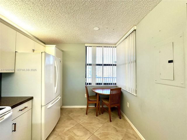10360 NW 30th Court 303, Sunrise, FL 33322