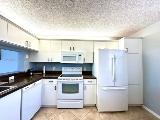 10360 NW 30th Court 303, Sunrise, FL 33322