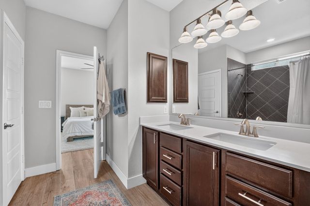 6912 Ondantra BND, Austin, TX 78744