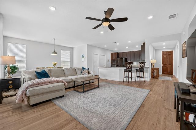 6912 Ondantra BND, Austin, TX 78744