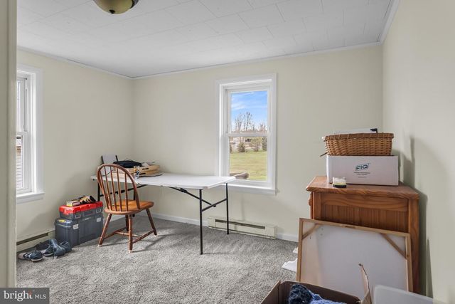 355 REINHOLDS RD, Denver, PA 17517