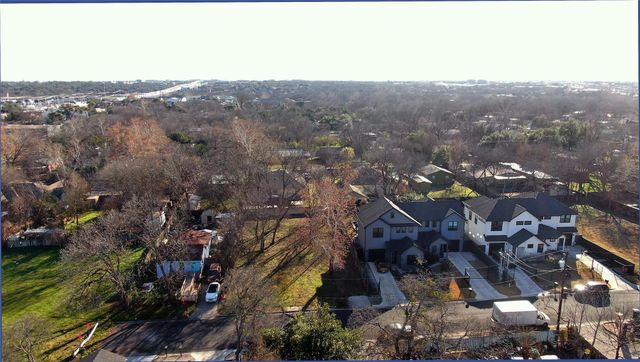 411 Hackberry LN, Austin, TX 78753