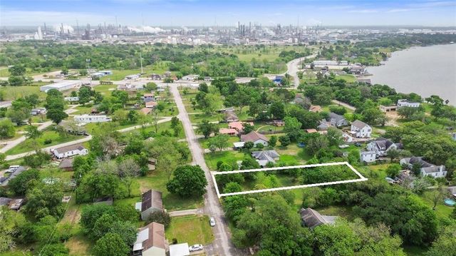 0 Cabaniss Ave, Baytown, TX 77520