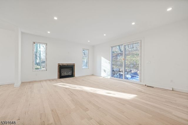 85 Pine Brook Rd, Montville Twp., NJ 07082