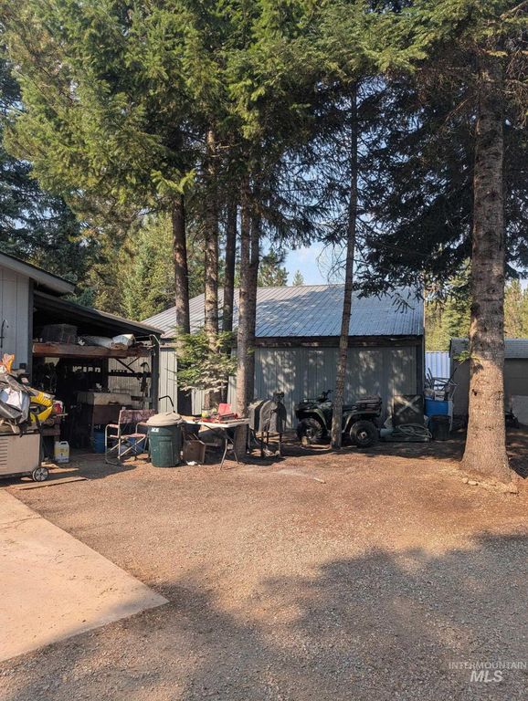 8700 E Morning Glory, Athol, ID 83801 photo 2