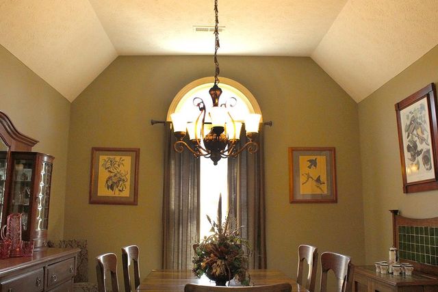 175 WINDALE DR W, Jackson, TN 38305