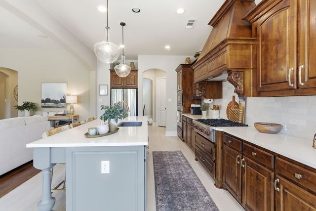 537 Quail Creek Drive, Frisco, TX 75036