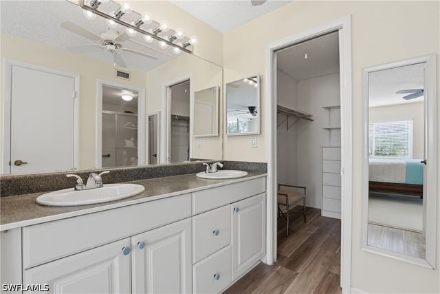 1086 Forest Lakes DR 106, Naples, FL 34105