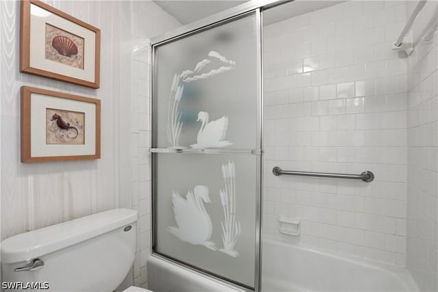 1086 Forest Lakes DR 106, Naples, FL 34105