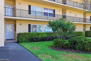 1086 Forest Lakes DR 106, Naples, FL 34105
