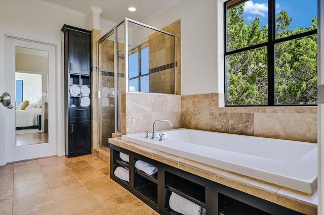17309 Northlake Hills DR, Jonestown, TX 78645
